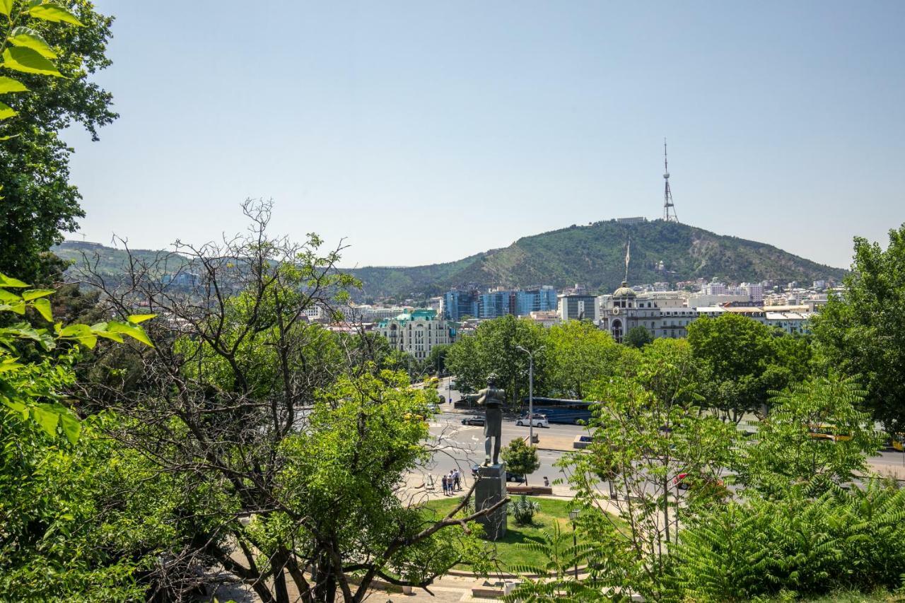 Hb Apartments Akhvelediani II Tbilisi Eksteriør billede